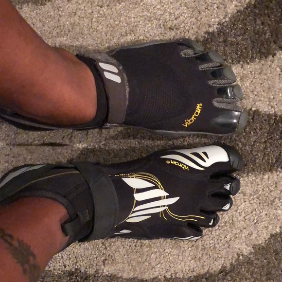 Vibram | Shoes | Vibram Fivefingers 